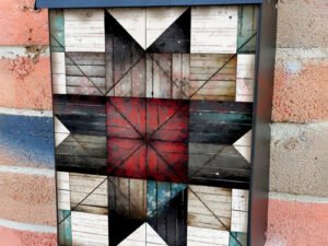 Rustic Farmhouse Barn Wood Quilt Colonial Mailbox Cover